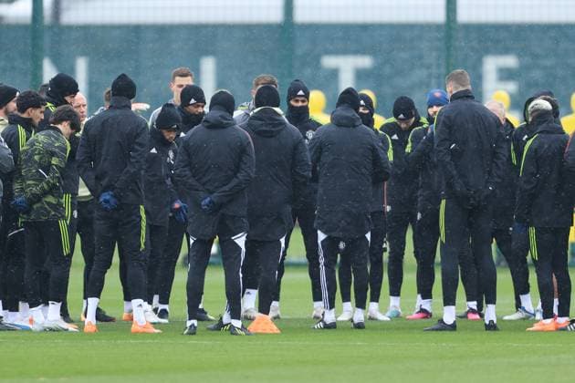 Fußball UEFA Europa League Achtelfinale Manchester United Trainingseinheit 8. März 2023 UEFA Europa League Achtelfinale Manchester United Trainingseinheit Marcus Rashford von Manchester United C nimmt an einem Teamgespräch teil Foto Simon Stacpoole Offside Manchester UK  Copyright: xSimonxStacpoolexOffside