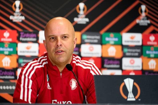 UEFA Europa League: press conference, PK, Pressekonferenz and training of Feyenoord Warsaw - Feyenoord coach Arne Slot during the press conference and training of Feyenoord at Stadion Wojska Polskiego on 8 March 2023 in Warsaw, Poland. Copyright: xTomxBodex