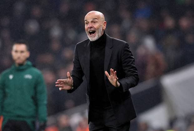 London, England, 8th March 2023. Stefano Pioli manager of AC Milan during the UEFA Champions League match at the Tottenham Hotspur Stadium, London. Picture credit should read: David Klein Sportimage EDITORIAL USE ONLY. No use with unauthorised audio, video, data, fixture lists, club league logos or live services. Online in-match use limited to 120 images, no video emulation. No use in betting, games or single club league player publications. SPI-2284-0023