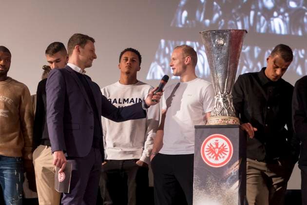 Eintracht Frankfurt film premiere This year , CineStar Metropolis, Frankfurt, 08 03 2023 Sebastian Rode Eintracht Frankfurt 17 in the interview and next to him Tuta Eintracht Frankfurt 35 and the cup, film premiere Eintracht Frankfurt This year , Frankfurt, CineStar Metropolis, 8 3 2023 Copyright: xBEAUTIFULxSPORTS Gawlikx