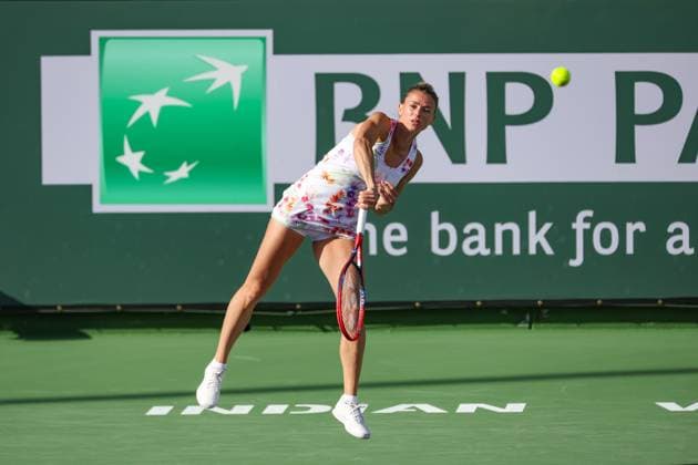 INDIAN WELLS, CA - MARCH 08: Camila Giorgi (ITA) serves during the BNP Paribas Open on March 8, 2023 at the Indian Wells Tennis Garden in Indian Wells, CA. (Photo by George Walker Icon Sportswire) TENNIS: MAR 08 BNP Paribas Open Icon230308026