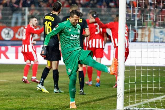 Sport Themen der Woche KW10 Sport Bilder des Tages BERLIN, GERMANY - MARCH 09 : Moris Anthony goalkeeper of Union St-Gilloise looks dejected pictured during the UEFA Europa League Round of 16, 1st leg match between Union Berlin and Union SG on March 9, 2023 in Berlin, Germany, 9 03 2023 ( Union Berlin v Union SG - UEFA Europa League PhotoNews Panoramic 