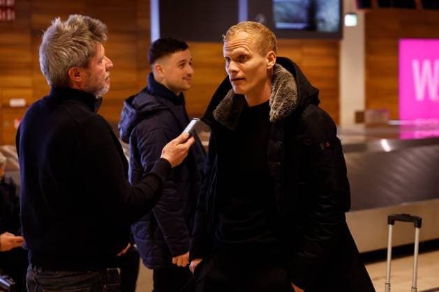 BERLIN, GERMANY - MARCH 10 : Geraerts Karel head coach of Union St-Gilloise pictured at Berlin airport after their flight was cancelled after the UEFA Europa League Round of 16, 1st leg match between Union Berlin and Union SG on March 10, 2023 in Berlin, Germany, 10 03 2023 ( Union Berlin v Union SG - UEFA Europa League PhotoNews Panoramic 
