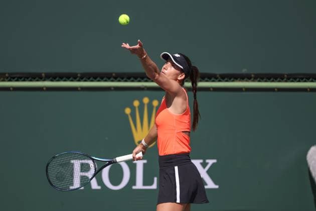 INDIAN WELLS, CA - MARCH 09: Sorana Cirstea (ROU) serves during the BNP Paribas Open on March 9, 2023 at the Indian Wells Tennis Garden in Indian Wells, CA. (Photo by George Walker Icon Sportswire) TENNIS: MAR 09 BNP Paribas Open Icon23030940