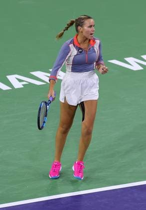 Mandatory Credit: Photo by Ella Ling Shutterstock (13794900dq) Sonia Kenin of USA celebrates BNP Paribas Open, Tennis, Day 2, Indian Wells Tennis Garden, California, USA- 09 Mar 2023 BNP Paribas Open, Tennis, Day 2, Indian Wells Tennis Garden, California, USA- 09 Mar 2023 Copyright: xEllaxLing Shutterstockx 13794900dq