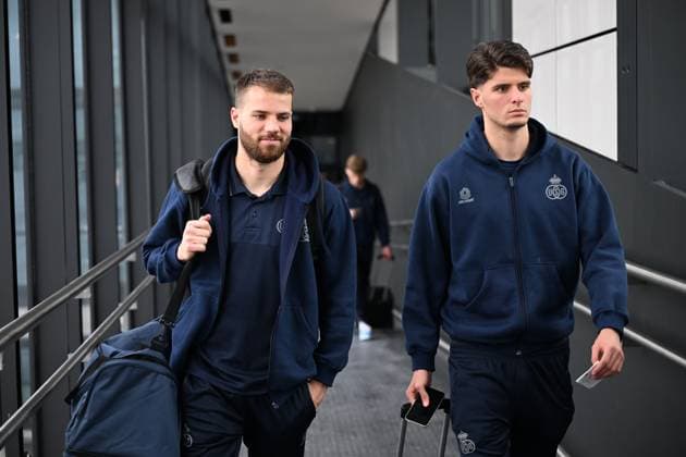 Union s Bart Nieuwkoop and Union s Oussama El Azzouzi board the airplane for the departure of Belgian soccer team Royale Union Saint-Gilloise, from the airport in Berlin, Germany to Zaventem, Belgium on Friday 10 March 2023. Union is traveling home after yesterday s game against German Union Berlin, the first leg of the round of 16 of the UEFA Europa League competition which ended in a 3-3 draw. LAURIExDIEFFEMBACQ  x62390994x