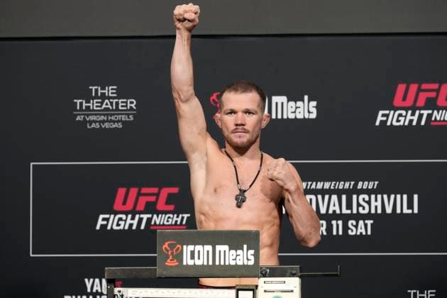 Sport Themen der Woche KW10 Sport Bilder des Tages March 10, 2023, Las Vegas, NV, LAS VEGAS, NV, United States: LAS VEGAS, NV - MARCH 10: Petr Yan steps on the scale for the official weigh-ins at UFC Apex for UFC Fight Night - Vegas 71 - Yan vs Dvalishvili on March 10, 2023 in Las Vegas, NV, United States. Las Vegas, NV United States - ZUMAp175 20230310_zsa_p175_005 Copyright: xLouisxGrassex