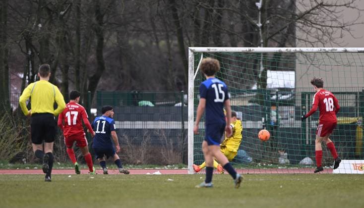 Football, U 17, season 2022 23, B Junioren Bundesliga, Staffel Nord Nordost 17 matchday , 1 FC Union Berlin Hertha BSC, Eser Bekdemir Nr 11, Hertha scores the goal to 1 1 against goalkeeper Jaden Rodtnick U17, 1 FC Union , 11 03 2023, Copyright: xMatthiasxKochx