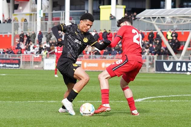 Saturday, 11 03 2023 Season 2022 2023 15 Matchday A Junior Bundesliga at Ulrich Haberland Stadion, Leverkusen, Germany SV Bayer Leverkusen U19 BV Borussia Dortmund U19 Paris Josua Brunner Borussia Dortmund U19 19
