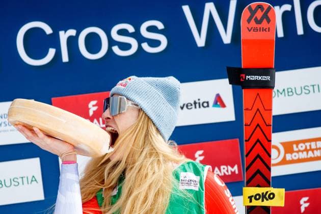 Bilder des Jahres 2023, Sport 03 März Sport Themen der Woche KW10 Sport Bilder des Tages FREESTYLE SKIING - FIS WC Veysonnaz VEYSONNAZ,SWITZERLAND,12.MAR.23 - FREESTYLE SKIING - FIS World Cup, Ski Cross, ladies, men, award ceremony. Image shows the rejoicing of Fanny Smith (SUI).  GEPAxpictures xMaticxKlansek