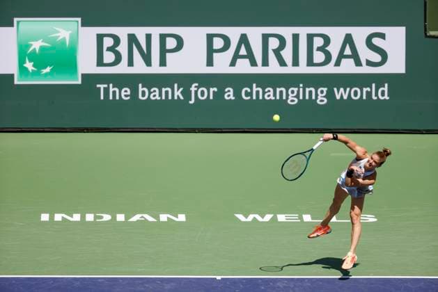March 12, 2023 Maria Sakkari of Greece serves against Anhelina Kalinina of Ukraine during the 2023 BNP Paribas Open at Indian Wells Tennis Garden in Indian Wells, California. Mandatory Photo Credit: CSM Indian Wells United States of America - ZUMAc04_ 20230312_zaf_c04_035 Copyright: xCharlesxBausx