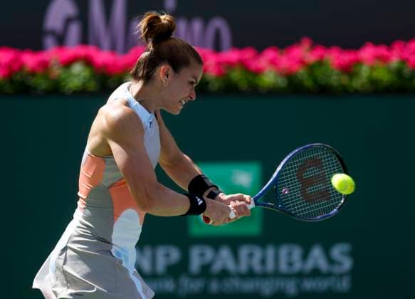 March 12, 2023 Maria Sakkari of Greece returns a shot against Anhelina Kalinina of Ukraine during the 2023 BNP Paribas Open at Indian Wells Tennis Garden in Indian Wells, California. Mandatory Photo Credit: CSM Indian Wells United States of America - ZUMAc04_ 20230312_zaf_c04_043 Copyright: xCharlesxBausx