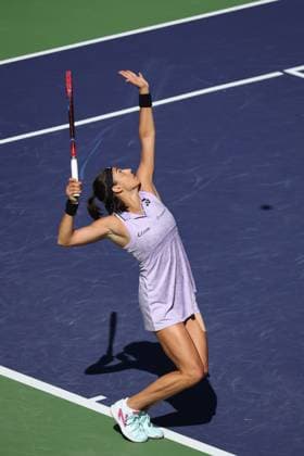 INDIAN WELLS, CA - MARCH 13: Caroline Garcia (FRA) serves during the BNP Paribas Open on March 13, 2023 at the Indian Wells Tennis Garden in Indian Wells, CA. (Photo by George Walker Icon Sportswire) TENNIS: MAR 13 BNP Paribas Open Icon230313008