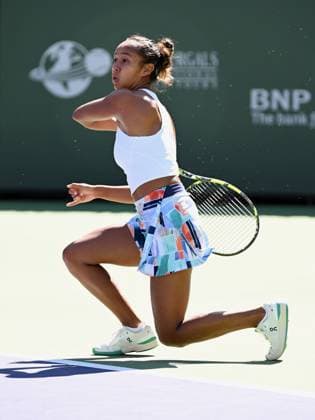 INDIAN WELLS, CA - MARCH 13: Leylah Fernandez of Canada looks down court after returning a shot during a tennis match at the BNP Paribas Open played on March 13, 2023 at the Indian Wells Tennis Garden in Indian Wells, CA. (Photo by John Cordes Icon Sportswire) TENNIS: MAR 13 BNP Paribas Open Icon506230313008