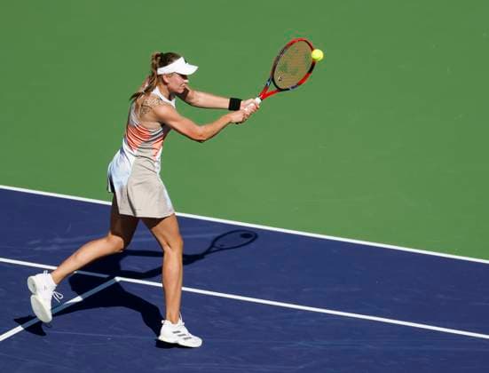 March 13, 2023 Elena Rybakina of Kazakhstan returns a shot against Paula Badosa of Spain during the 2023 BNP Paribas Open at Indian Wells Tennis Garden in Indian Wells, California. Mandatory Photo Credit: CSM Indian Wells United States of America - ZUMAc04_ 20230313_zaf_c04_078 Copyright: xCharlesxBausx
