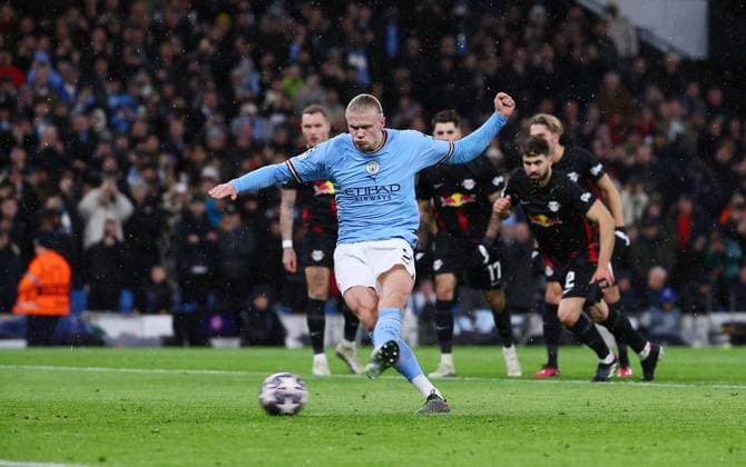 Manchester City RB Leipzig 14 03 2023 Manchester, 14 03 2023, Etihad Stadium, Football, UEFA Champions League, Round of 16, Second leg , Manchester City vs RB Leipzig , Goal for Manchester to 1 0 In picture Scorer Erling Haaland 9, Manchester scores via converted penalty , Only editorial use Only editorial use , UEFA regulations prohibit any use of photographs as image sequences and or quasi video , Picture Point