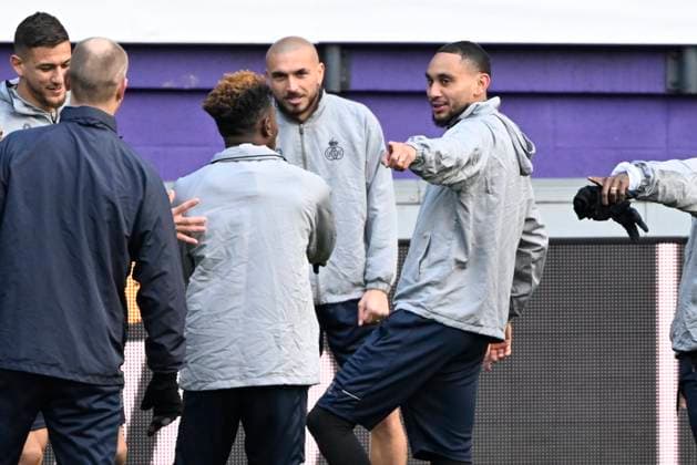 ANDERLECHT, BELGIUM - MARCH 15 : Teuma Teddy midfielder of Union St-Gilloise, Lapoussin Loic forward of Union St-Gilloise pictured during a training session ahead of the UEFA Europa League round of 16, 2nd leg between Royal Union Saint-Gilloise and FC Union Berlin on March 15, 2023 in Anderlecht, Belgium, 15 03 2023 ( Royal Union Saint-Gilloise v Union Berlin - UEFA Europa League Media Activities 15 03 2023 PhotoNews Panoramic 