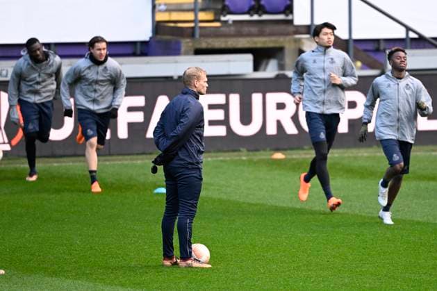 ANDERLECHT, BELGIUM - MARCH 15 : Geraerts Karel head coach of Union St-Gilloise pictured during a training session ahead of the UEFA Europa League round of 16, 2nd leg between Royal Union Saint-Gilloise and FC Union Berlin on March 15, 2023 in Anderlecht, Belgium, 15 03 2023 ( Royal Union Saint-Gilloise v Union Berlin - UEFA Europa League Media Activities 15 03 2023 PhotoNews Panoramic 