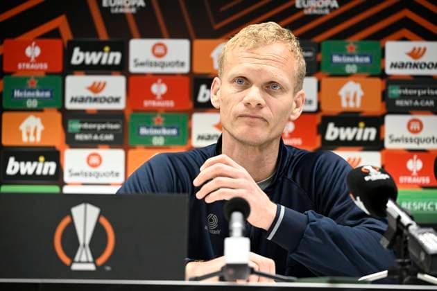 ANDERLECHT, BELGIUM - MARCH 15 : Geraerts Karel head coach of Union St-Gilloise talking to the press during a press conference, PK, Pressekonferenz ahead of the UEFA Europa League round of 16, 2nd leg between Royal Union Saint-Gilloise and FC Union Berlin on March 15, 2023 in Anderlecht, Belgium, 15 03 2023 ( Royal Union Saint-Gilloise v Union Berlin - UEFA Europa League Media Activities 15 03 2023 PhotoNews Panoramic 