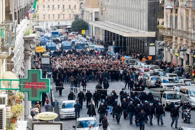 CL round of 16 football match between SSC Napoli and Eintracht Frankfur Frankfurt fans travel the city streets before the Champions League round of 16 football match between SSC Napoli and Eintracht Frankfur at Diego Armando Maradona stadium in Naples, southern Italy, on March 15, 2023. ABPH3578 Copyright: xAntonioxBalascox