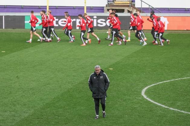 Berlin s head coach Urs Fischer pictured during a training session of German Union Berlin, Wednesday 15 March 2023 in Anderlecht, Brussels. Union Berlin is preparing for tomorrow s game against Belgian soccer team Royale Union Saint-Gilloise, the return leg of the round of 16 of the UEFA Europa League competition, after a 3-3 draw result at the first leg. BRUNOxFAHY  x63019450x