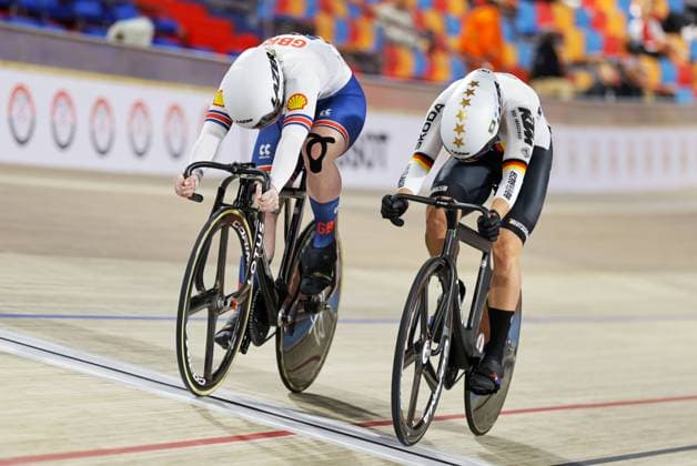 Bilder des Jahres 2023, Sport 03 März Sport Themen der Woche KW11 Tissot UCI Track Nations Cup: Cairo Picture by Alex Whitehead SWpix.com - 16 03 2023 - Cycling - Tissot UCI Track Nations Cup: Round 2 - Cairo International Velodrome, Cairo, Egypt - Women s Sprint - Semifinals - Emma Finucane of Great Britain taking the victory over Emma Hinze of Germany and qualifying for the final Copyright: x xSWpix.comx(t axPhotographyxHubxLtd)xAlexxWhitehead SWpix.comx