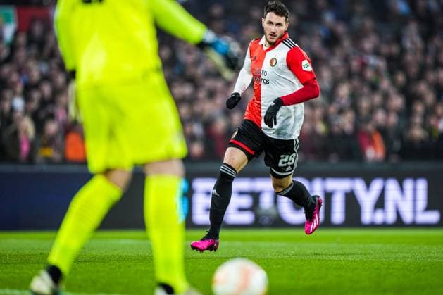 UEFA Europa League: Feyenoord v Shakhtar Donetsk Rotterdam - Santiago Gimenez of Feyenoord during the match between Feyenoord v Shakhtar Donetsk at Stadion Feijenoord De Kuip on 16 March 2023 in Rotterdam, the Netherlands. Copyright: xTomxBodex