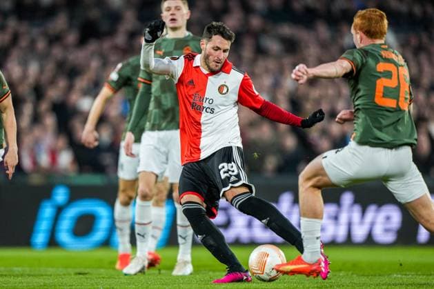 UEFA Europa League: Feyenoord v Shakhtar Donetsk Rotterdam - Santiago Gimenez of Feyenoord scores the 1-0 during the match between Feyenoord v Shakhtar Donetsk at Stadion Feijenoord De Kuip on 16 March 2023 in Rotterdam, the Netherlands. Copyright: xTomxBodex