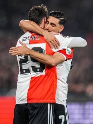 UEFA Europa League: Feyenoord v Shakhtar Donetsk Rotterdam - Santiago Gimenez of Feyenoord celebrates the 1-0 during the match between Feyenoord v Shakhtar Donetsk at Stadion Feijenoord De Kuip on 16 March 2023 in Rotterdam, the Netherlands. Copyright: xYannickxVerhoevenx