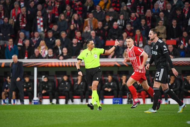 Football Europa League Round of 16 second leg 22 23 SC Freiburg vs Juventus Turin 16 03 2023 Referee Serdar Goezuebueyuek NED Football Europa League Round of 16 second leg SC Freiburg vs Juventus Turin on Thursday, 16 March 2023 at Europa Park Stadium in Freiburg im Breisgau, Germany Copyright: xBEAUTIFULxSPORTS GerdxGruendlx