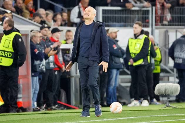 Christian Streich SC Freiburg, coach gesture, gestures , GER, SC Freiburg vs Juventus Turin, football, UEFA Europa League, round of 16, 16 03 2023 GER, SC Freiburg vs Juventus Turin, football, UEFA Europa League, round of 16, 16 03 2023 Freiburg im Breisgau, Germany Copyright: xEibner-Pressefoto GrantxHubbsx EP_GHS