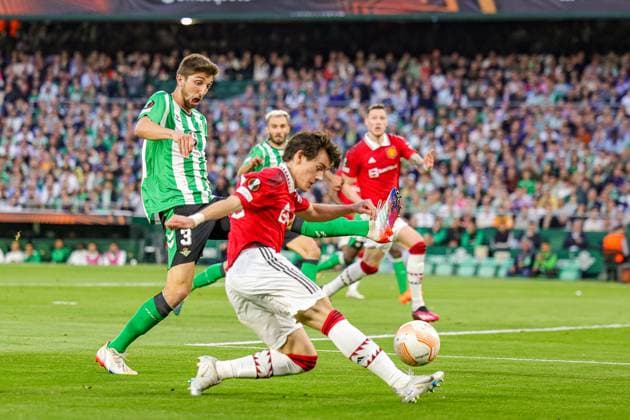 Real Betis v Manchester United, ManU Europa League 16 03 2023. Facundo Pellistri (28) of Manchester United shoots towards the goal during the Europa League match between Real Betis and Manchester United at Estadio Benito Villamarin, Seville, Spain on 16 March 2023. Editorial use only , Copyright: xNigelxKeenex PSI-17076-0030