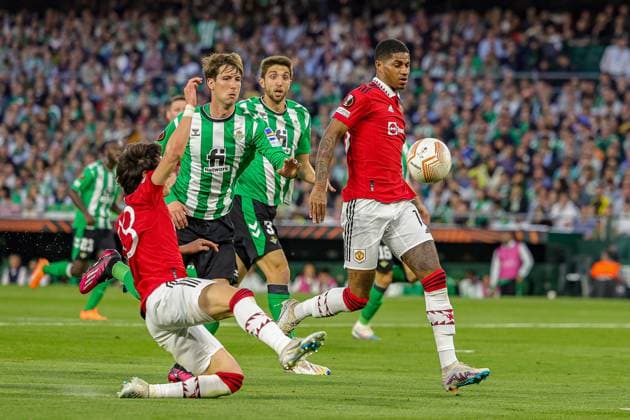Real Betis v Manchester United, ManU Europa League 16 03 2023. Marcus Rashford (10) of Manchester United is in on goal during the Europa League match between Real Betis and Manchester United at Estadio Benito Villamarin, Seville, Spain on 16 March 2023. Editorial use only , Copyright: xNigelxKeenex PSI-17076-0031