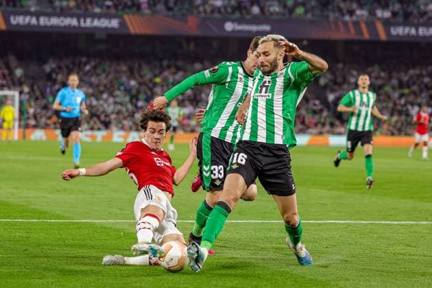 Real Betis v Manchester United, ManU Europa League 16 03 2023. Facundo Pellistri (28) of Manchester United shoots towards the goal during the Europa League match between Real Betis and Manchester United at Estadio Benito Villamarin, Seville, Spain on 16 March 2023. Editorial use only , Copyright: xNigelxKeenex PSI-17076-0033