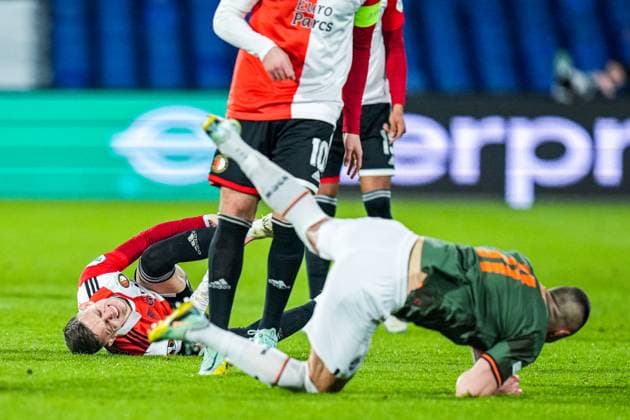 UEFA Europa League: Feyenoord v Shakhtar Donetsk Rotterdam - Sebastian Szymanski of Feyenoord, Oleksandr Zubkov of Shakhtar Donetsk during the match between Feyenoord v Shakhtar Donetsk at Stadion Feijenoord De Kuip on 16 March 2023 in Rotterdam, the Netherlands. Copyright: xYannickxVerhoevenx