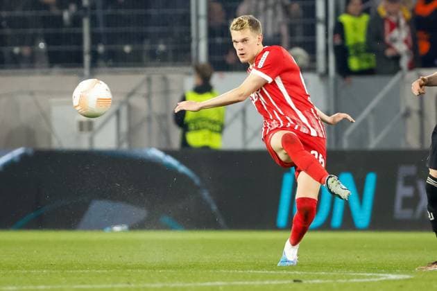 Matthias Ginter SC Freiburg, 28 with a pass , GER, SC Freiburg vs Juventus Turin, Football, UEFA Europa League, Round of 16, 16 03 2023 GER, SC Freiburg vs Juventus Turin, Football, UEFA Europa League, Round of 16, 16 03 2023 Freiburg im Breisgau, Germany. Copyright: xEibner-Pressefoto GrantxHubbsx EP_GHS