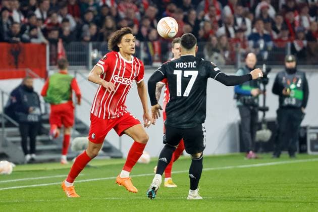 Kiliann Sildillia SC Freiburg, 25 and Filip Kostic Juventus Turin, 17 fighting for the ball , GER, SC Freiburg vs Juventus Turin, Football, UEFA Europa League, Round of 16, 16 03 2023 GER, SC Freiburg vs Juventus Turin, Football, UEFA Europa League, Round of 16, 16 03 2023 Freiburg im Breisgau, Germany. Copyright: xEibner-Pressefoto GrantxHubbsx EP_GHS