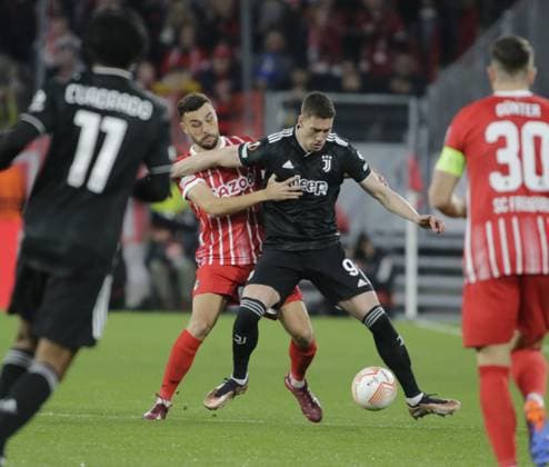 March 16, 2023, Freiburg, Germany: Dusan Vlahovic of Juventus during the second leg of the Uefa Europa League football match between Sc Freiburg and Juventus Fc on 16 March 2023 at Europa Park Stadion, Frieburg, Germany. Photo . football Europa League match - SC Freiburg vs Juventus FC, Freiburg, Germany  - ZUMAl164 20230316_zsa_l164_074 Copyright: xNderimxKacelix