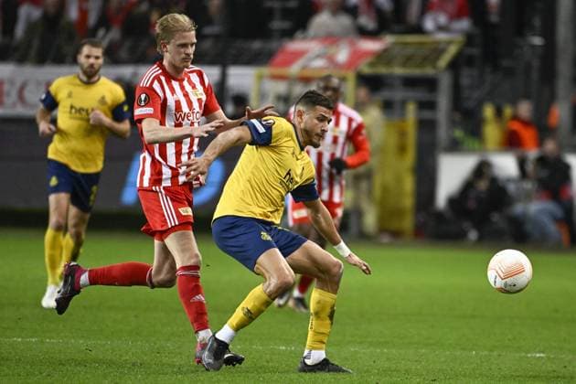 Berlin s Morten Thorsby and Union s Ismael Kandouss fight for the ball during a soccer game between Belgian Royale Union Saint-Gilloise and German Union Berlin, Thursday 16 March 2023 in Anderlecht, Brussels, the return leg of the round of 16 of the UEFA Europa League competition, after a 3-3 draw result at the first leg. LAURIExDIEFFEMBACQ  x63146288x