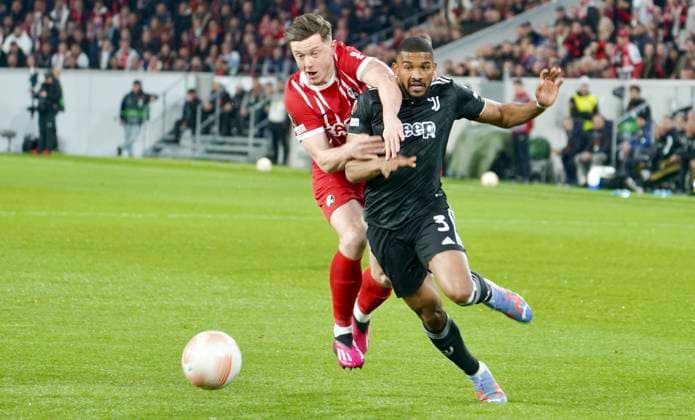 16 03 2023 Freiburg im Breisgau, Baden Württemberg, Germany, Europe Michael Gregoritsch SC Freiburg 38 Gleison Bremer Silva Nascimento Juventus Turin 3 Football UEFA Europa League 2022 2023 Round of 16 second leg SC Freiburg Juventus Turin, at Europa Park Stadium.