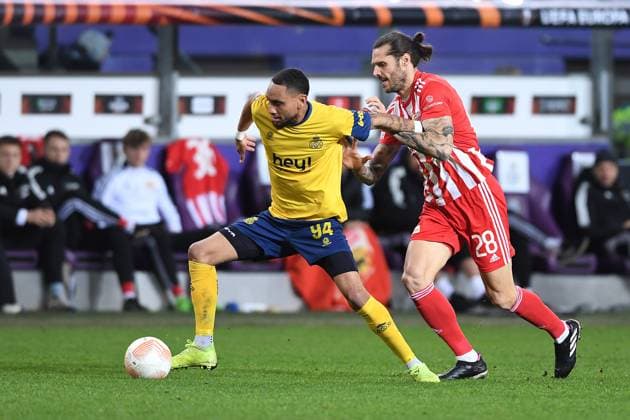 Soccer Europa League Round of 16 Union Saint Gilloise 1 FC Union Berlin on 16 03 2023 Lotto Park in Anderlecht Loic Lapoussin Saint Gilloise , left Christopher Trimmel Berlin , right xHDx
