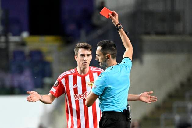 ANDERLECHT, BELGIUM - MARCH 16 : Haberer Janik midfielder of Union Berlin receives a red card during the UEFA Europa League round of 16, 2nd leg between Royal Union Saint-Gilloise and FC Union Berlin on March 16, 2023 in Anderlecht, Belgium, 16 03 2023 ( Royal Union Saint-Gilloise v Union Berlin - UEFA Europa League PhotoNews Panoramic 