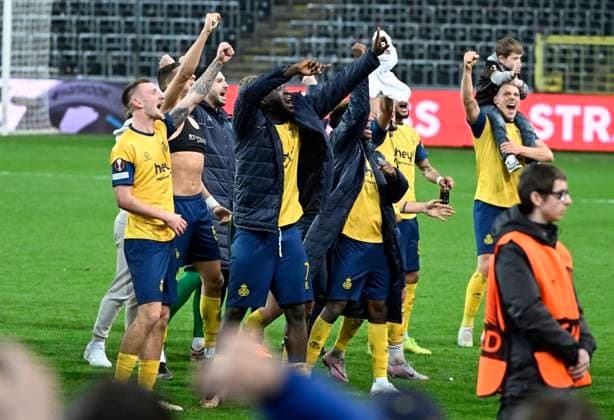 ANDERLECHT, BELGIUM - MARCH 16 : players of USG celebrate the victory during the UEFA Europa League round of 16, 2nd leg between Royal Union Saint-Gilloise and FC Union Berlin on March 16, 2023 in Anderlecht, Belgium, 16 03 2023 ( Royal Union Saint-Gilloise v Union Berlin - UEFA Europa League PhotoNews Panoramic 
