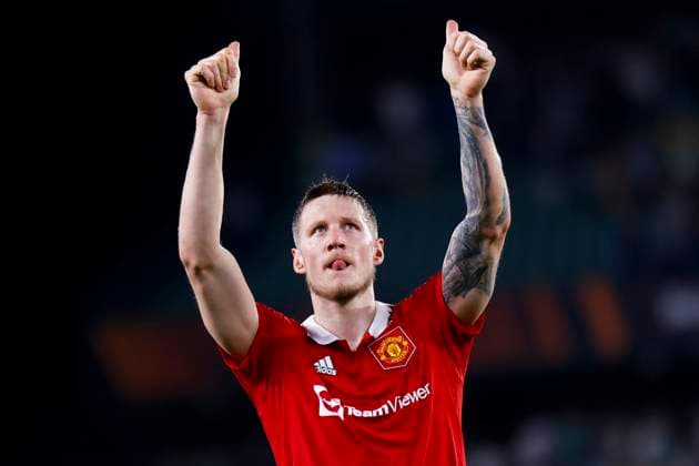 SEVILLE, SPAIN - MARCH 16: Wout Weghorst of Manchester United, ManU FC shows appreciation to the fans during the UEFA Europa League round of 16 leg two match between Real Betis and Manchester United at Estadio Benito Villamarin on March 16, 2023 in Seville, Spain. SPO 