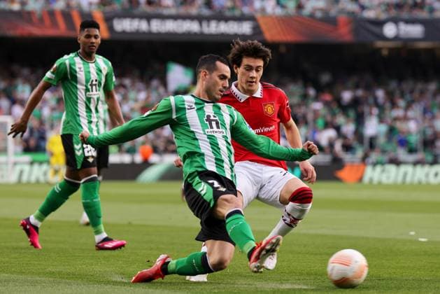 SEVILLE, SPAIN - MARCH 16: Juan Miguel Juanmi Jimenez of Real Betis control the ball during the UEFA Europa League round of 16 leg two match between Real Betis and Manchester United, ManU at Estadio Benito Villamarin on March 16, 2023 in Seville, Spain. SPO 