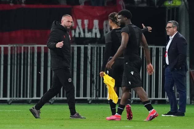 Didier Digard (entraineur de l OGC Nice) - Alexis Beka Beka (OGC Nice) - Terem Moffi (OGC Nice) FOOTBALL : OGC Nice vs Football Club Sheriff Tiraspol - 8 eme de finale retour Europa Conference League - Nice - 16 03 2023 NorbertScanella Panoramic 
