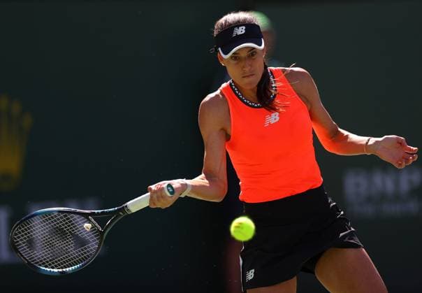 Mandatory Credit: Photo by Ella Ling Shutterstock (13824333s) Sorana Cirstea of Romania in action BNP Paribas Open, Tennis, Day 9, Indian Wells Tennis Garden, California, USA- 16 Mar 2023 BNP Paribas Open, Tennis, Day 9, Indian Wells Tennis Garden, California, USA- 16 Mar 2023 Copyright: xEllaxLing Shutterstockx 13824333s