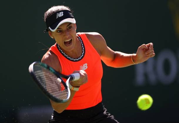 Mandatory Credit: Photo by Ella Ling Shutterstock (13824333p) Sorana Cirstea of Romania in action BNP Paribas Open, Tennis, Day 9, Indian Wells Tennis Garden, California, USA- 16 Mar 2023 BNP Paribas Open, Tennis, Day 9, Indian Wells Tennis Garden, California, USA- 16 Mar 2023 Copyright: xEllaxLing Shutterstockx 13824333p