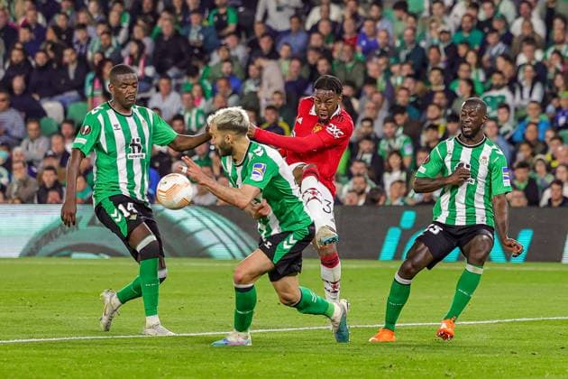 Real Betis v Manchester United, ManU Europa League 16 03 2023. Anthony Elanga (36) of Manchester United shoots towards the goal during the Europa League match between Real Betis and Manchester United at Estadio Benito Villamarin, Seville, Spain on 16 March 2023. Editorial use only , Copyright: xNigelxKeenex PSI-17076-0070