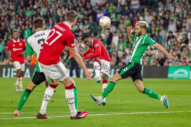 Real Betis v Manchester United, ManU Europa League 16 03 2023. Anthony Elanga (36) of Manchester United shoots towards the goal during the Europa League match between Real Betis and Manchester United at Estadio Benito Villamarin, Seville, Spain on 16 March 2023. Editorial use only , Copyright: xNigelxKeenex PSI-17076-0072